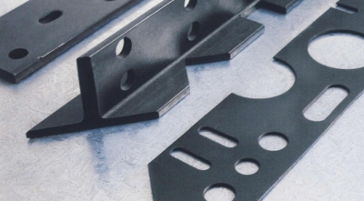 Poinçonnage grugeage et filetage de tubes et profilés,